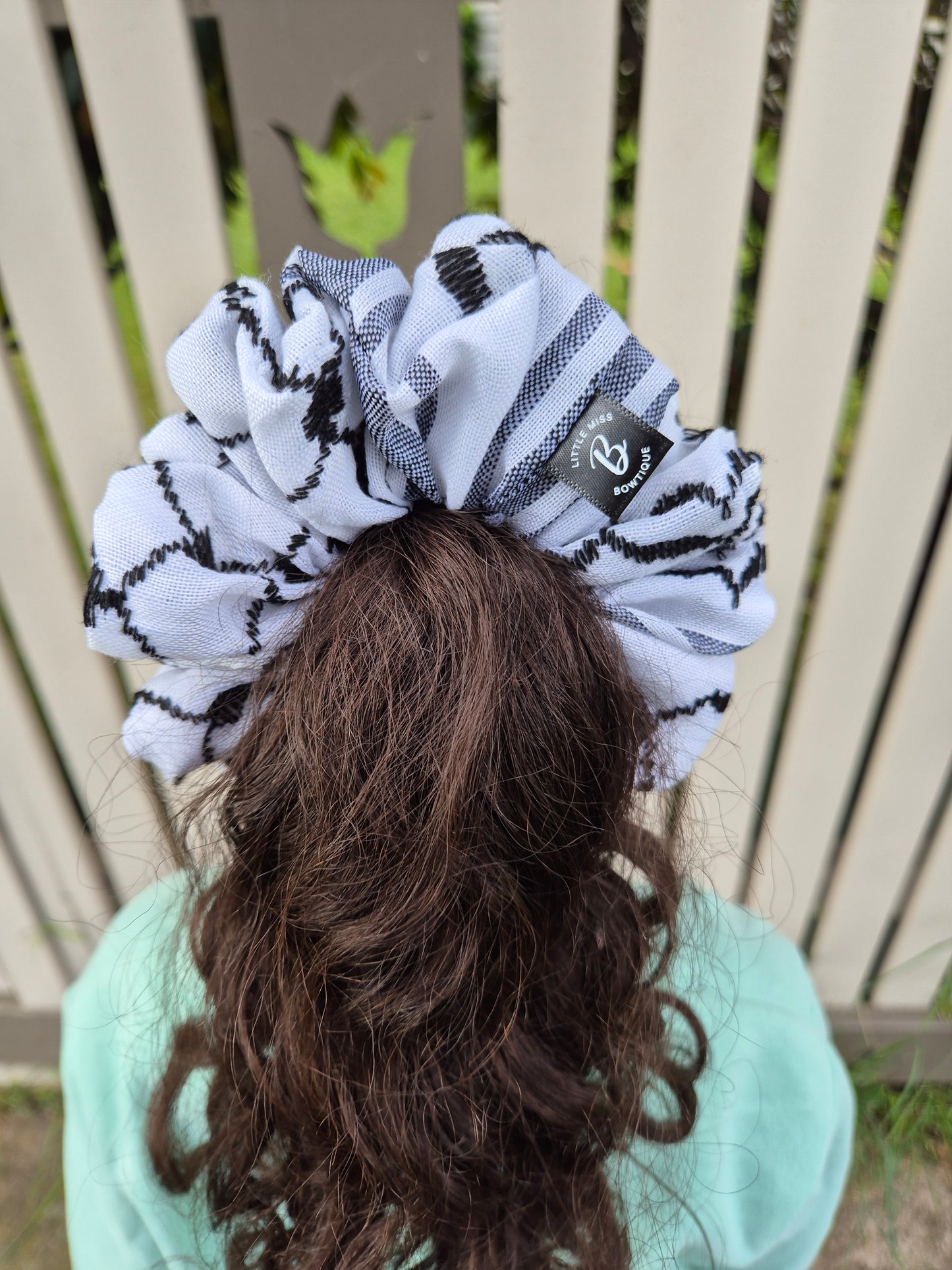 Keffiyeh Scrunchies (4 Colours)