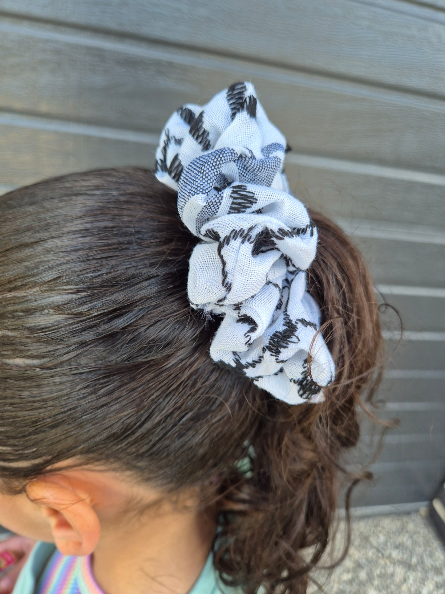 Keffiyeh Scrunchies (4 Colours)