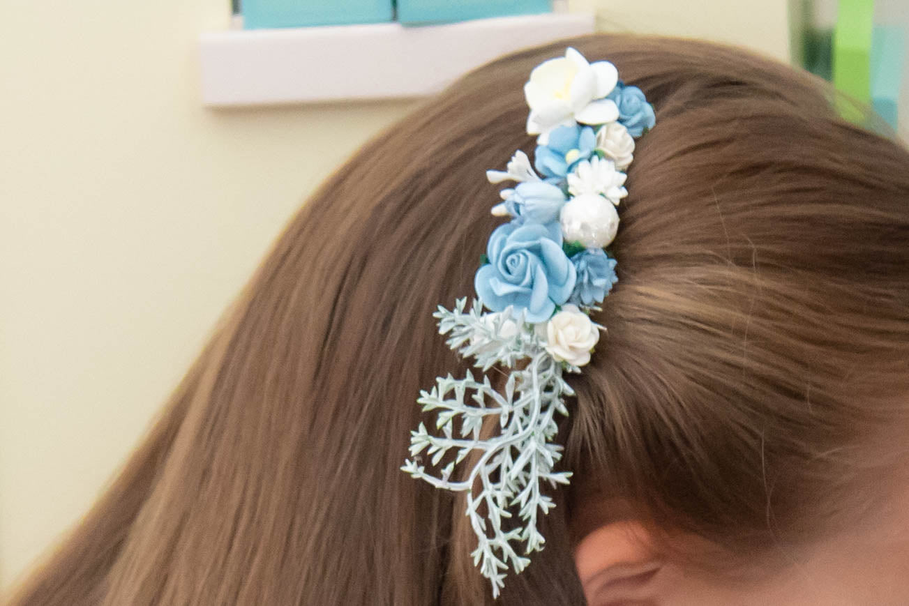 Baby Blue Floral Comb